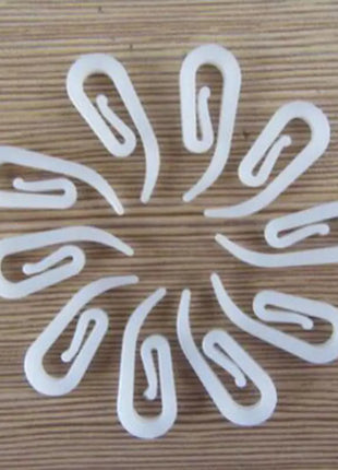 Plastic Hooks for Curtains (100cps)