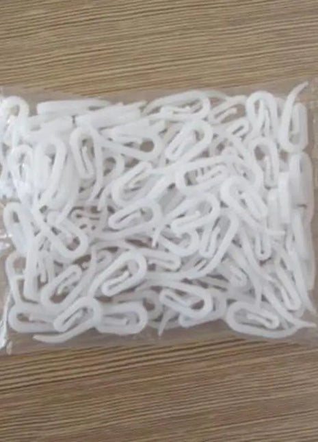 Plastic Hooks for Curtains (100cps)