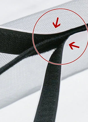 Scratch-resistant mosquito net for windows