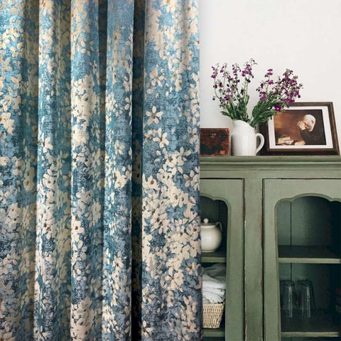 33 Blue Daisy Flower Curtain €129.50