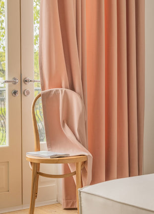 Textured taffeta blackout curtain
