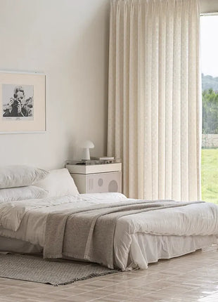 Insulating beige chenille jacquard curtain