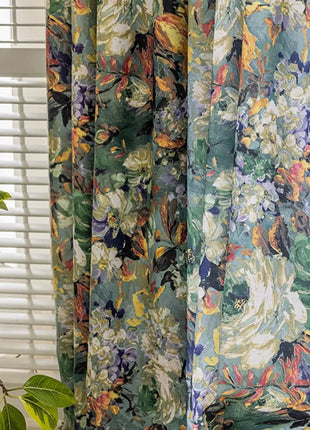 Green Foliage Curtain