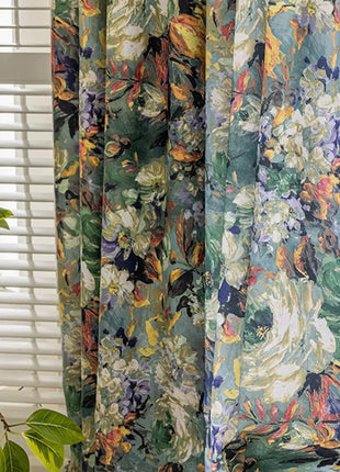 Green Foliage Curtain