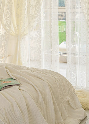 Retro lace sheer with circle snowflake pattern