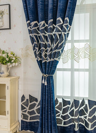 Double curtains geometric pattern