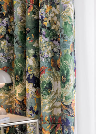 Vintage floral curtain with ruffles in cotton blend