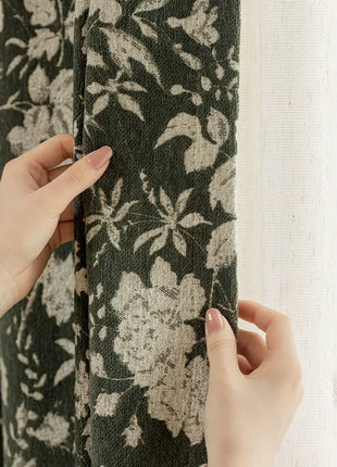 Blackout velvet curtain with graphic Rhine flower pattern