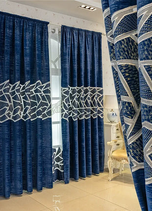 Double curtains geometric pattern