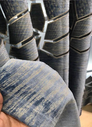 Double rideaux motif geometrique