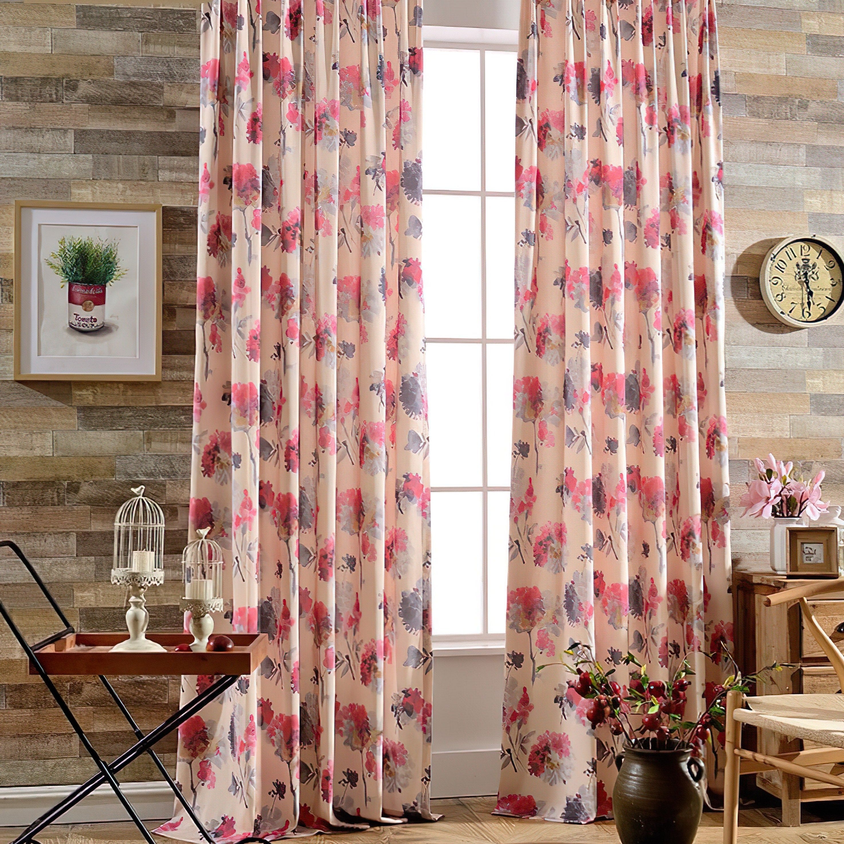 Rideau à fleurs chic : Élégance florale et touche romantique – Rideaux Deco
